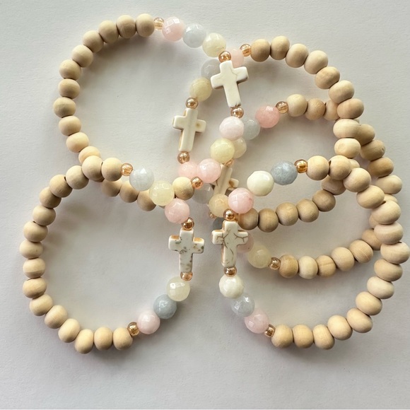 *sold out* Simply Swank Bracelet - 7” Stretchy, Raw Wood & Quartz - Picture 6 of 7